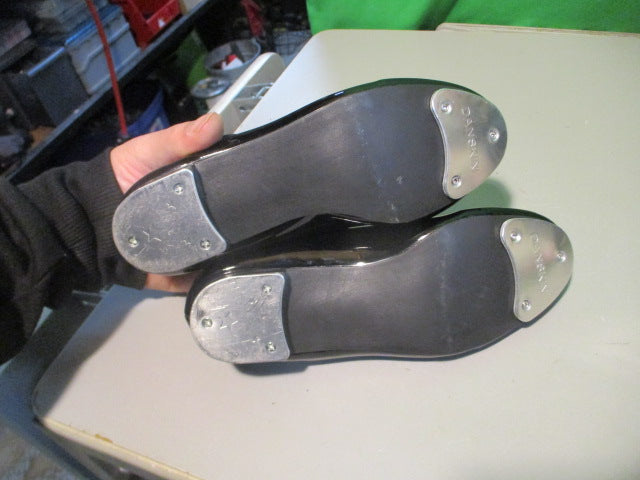 Load image into Gallery viewer, Used Danskin Size 1 Girls Tap Shoes
