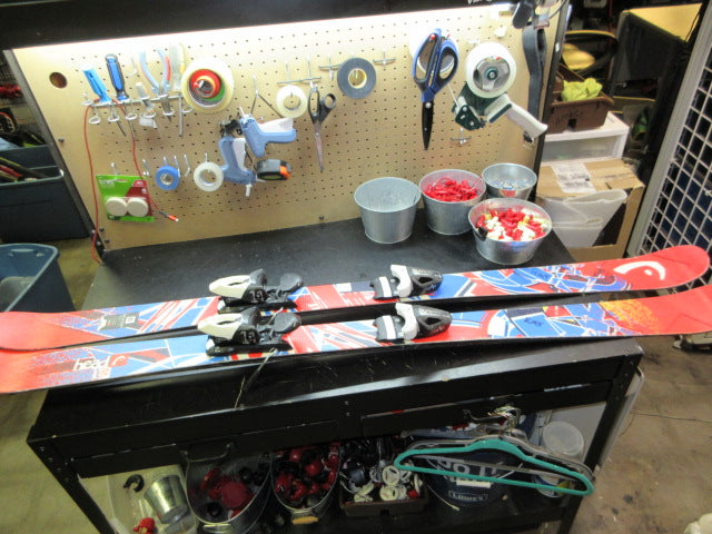 Load image into Gallery viewer, Used Head The Junior Caddy Park &amp; Pipe 81 Skis
