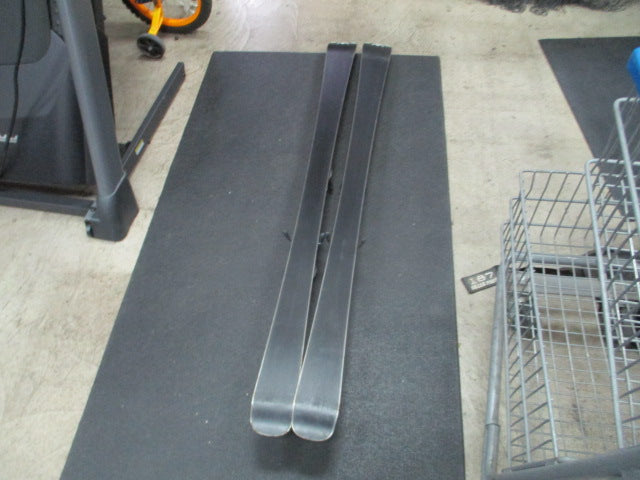 Load image into Gallery viewer, Used Volkl Supersport 158Cm Downhill Skis W/ Marker Bindings
