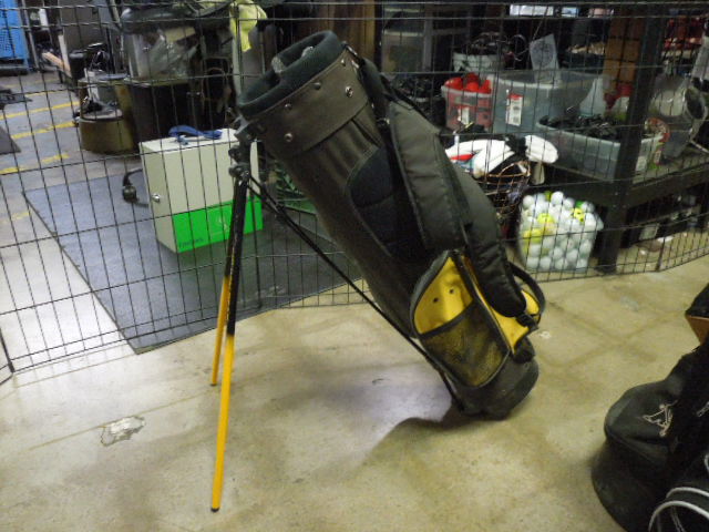 Load image into Gallery viewer, Used Golden Cub 220 Jr Golf Stand Bag in Yellow
