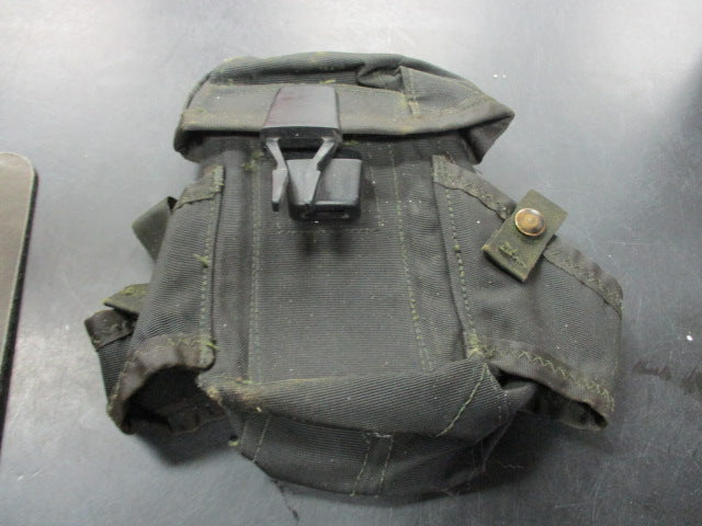 Load image into Gallery viewer, Used US Army 20RD Magzine Ammo Nylon Belt Pouch
