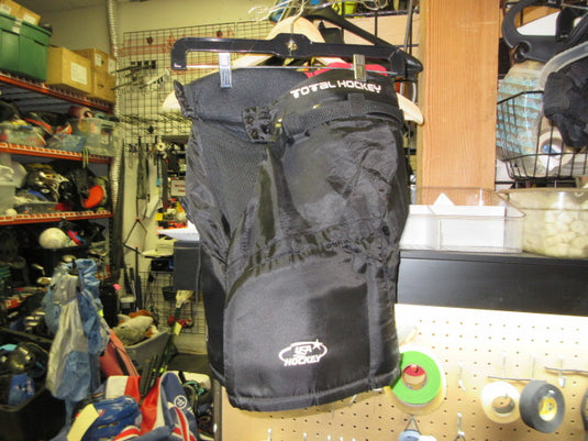 Used Total Hockey USA Hockey Breezers - Size Youth Medium