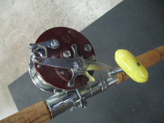 Used Custom 6'6" Deep see Rod With PENN Peer