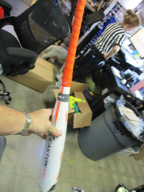 Load image into Gallery viewer, Used Easton Mako (-10) 27" USSSA Baseball Bat
