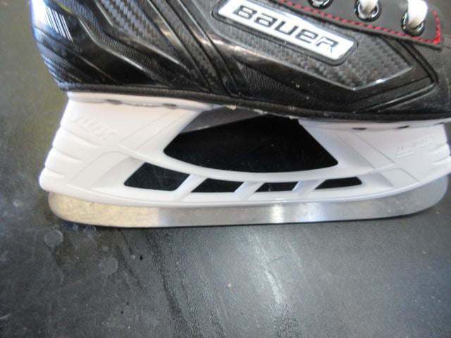 Load image into Gallery viewer, Used Bauer Ns Hockey Skates - Size Youth 2
