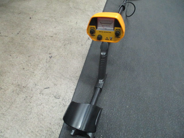 Load image into Gallery viewer, Used Underwater Gold Finder Metal Detector - Battery Not Included
