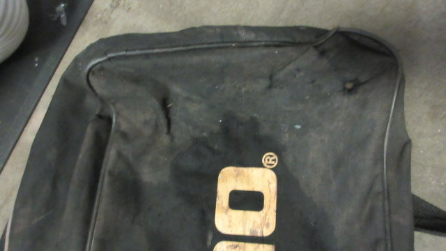 Load image into Gallery viewer, Used Mizuno Equipment Bag - wear
