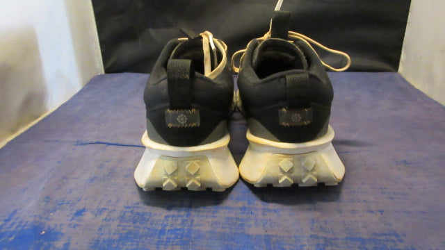 Load image into Gallery viewer, Used Nike Air Diamond Varsity Turf Cleats Adult Size 7
