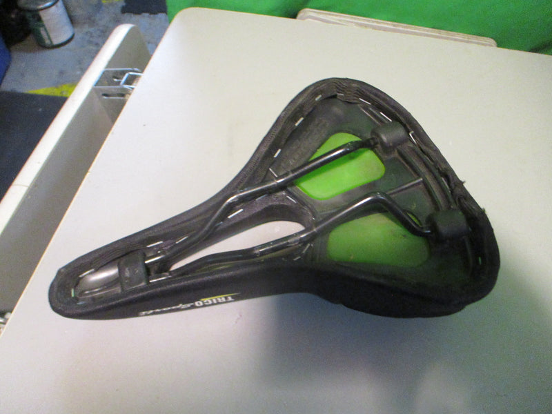 Load image into Gallery viewer, Used Trico Sports Padded Bicycle Seat
