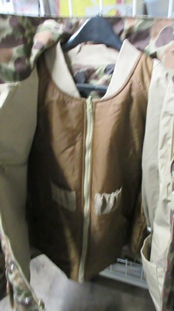 Used Vintage Gamehide 4 in 1 Reversible Multi-Layer Jacket Adult Size Medium
