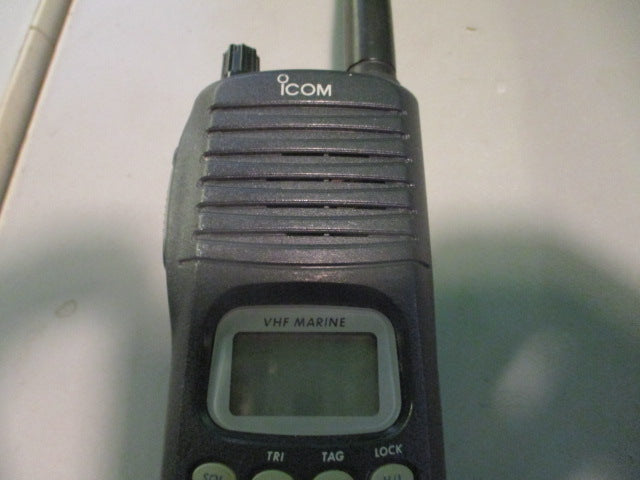 Load image into Gallery viewer, Used ICOM VHF Marine IC-M3A Walkie Talkie
