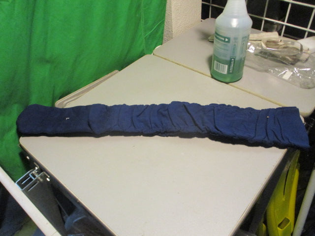 Load image into Gallery viewer, Used Kutftbl Pre-Scrunched Large Football Socks
