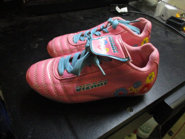 Load image into Gallery viewer, Used Pink Vizari 10.5 Soccer Shoes
