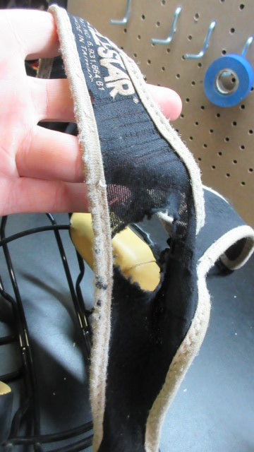 Load image into Gallery viewer, Used All-Star FM25LMX Catcher  Face Mask - Heavy Wear, Needs New Straps

