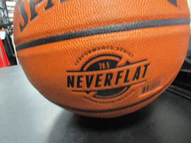 Load image into Gallery viewer, Used Spalding Never Flat 28.5 Basketball
