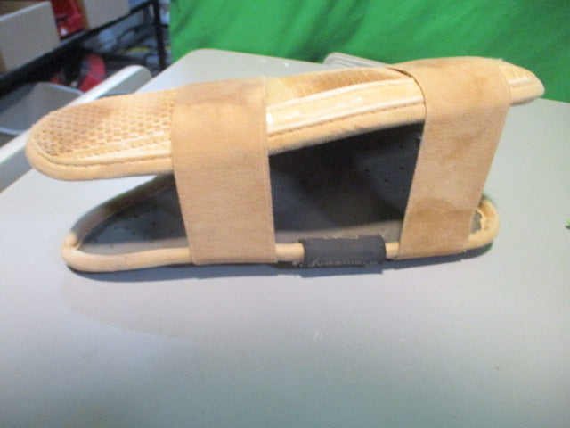 Load image into Gallery viewer, Used Evo Shield Baseball Shin Guard

