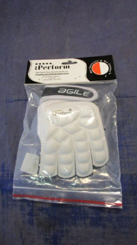 Used iPerform Field Hockey Glove Adult Size Small - Like New