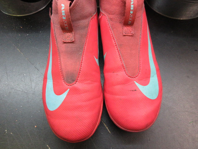Load image into Gallery viewer, Used Nike Mercurial Superfly 10 Academy Indoor Soccer Cleats - Size Youth 4.5
