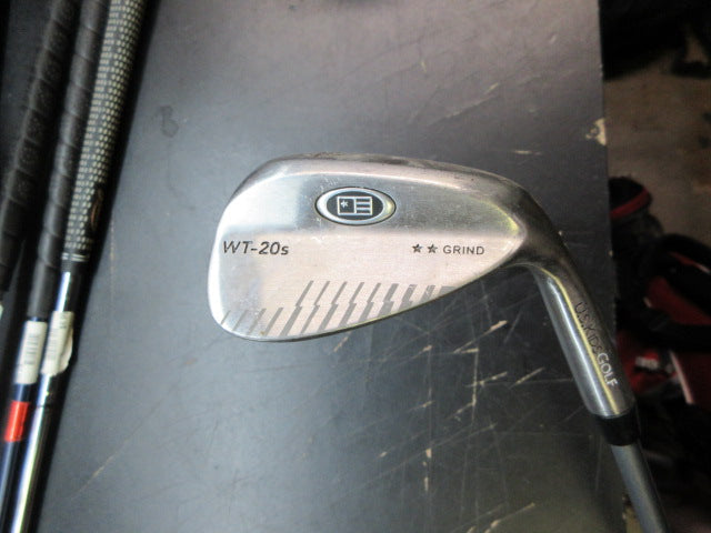 Load image into Gallery viewer, Used U.S. Kids Golf WT-20s 56/20 Degrees  UL51-s Sand Wedge, Graphite Shaft
