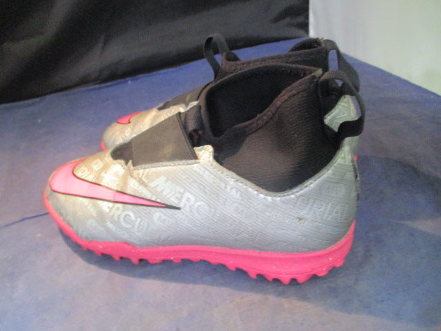 Load image into Gallery viewer, Used Nike Mercurial Turf Soccer Cleats Size 1.5
