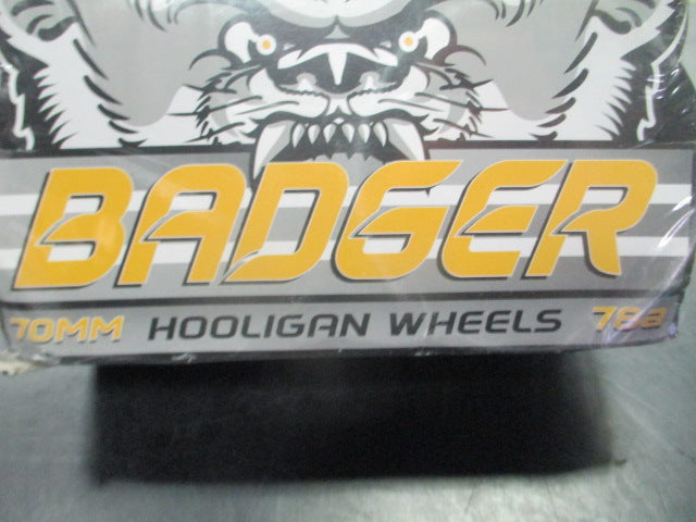 Load image into Gallery viewer, Hooligan Badger 70mm 78a Longboard Wheels Black Set of 4
