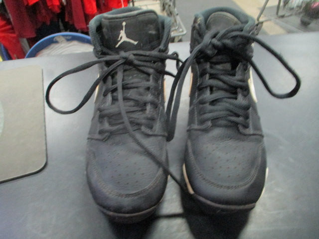 Load image into Gallery viewer, Used Nike Air Jordan Black/White Cleats Size 4.5
