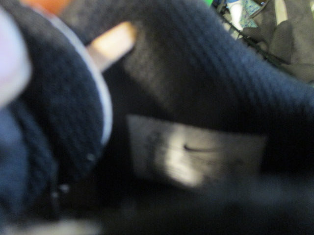 Load image into Gallery viewer, Used Nike Force Trout 7 Pro MCS Youth Cleats White Size 2.5

