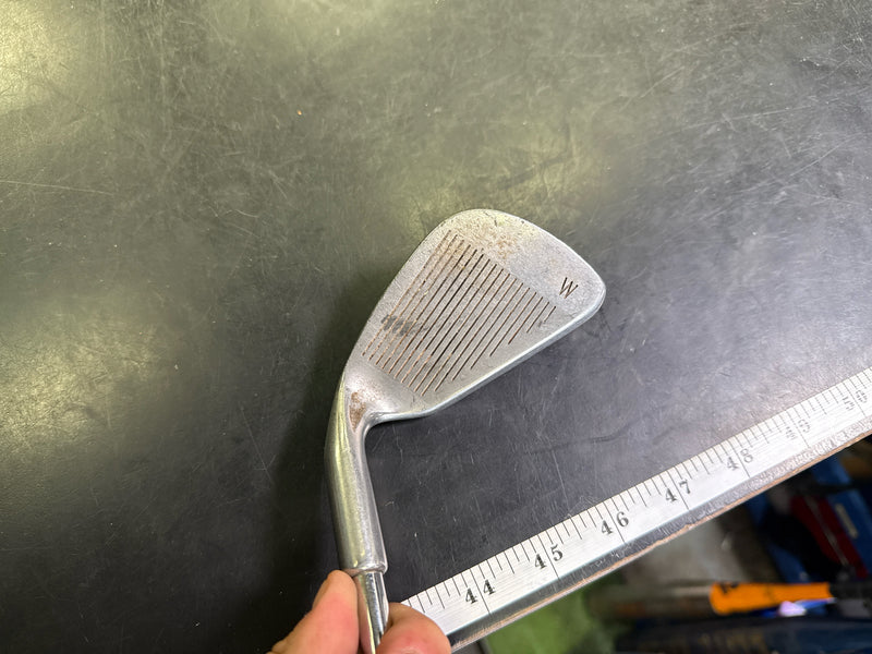 Load image into Gallery viewer, Vintage The Warrior Tour Model Right Hand Wedge
