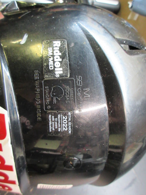 Load image into Gallery viewer, Used Riddell Victor-I Football Helmet W/ Visor - Size Sm/Med - SZN 2022
