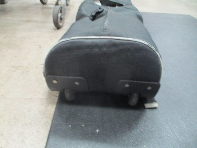 Load image into Gallery viewer, Used Axis Downhill Ski Equipment Bag (Ripped Strap)
