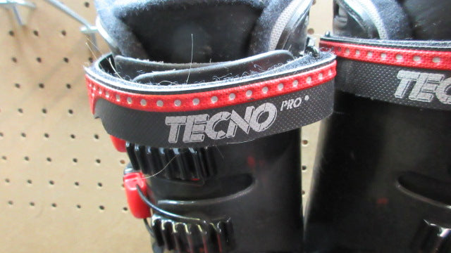 Load image into Gallery viewer, Used Tecno Pro SFJ 7 Ski Boots - Size 4

