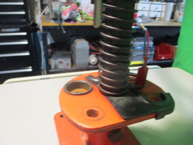 Load image into Gallery viewer, Used Vintage Shotshell Reloading Press
