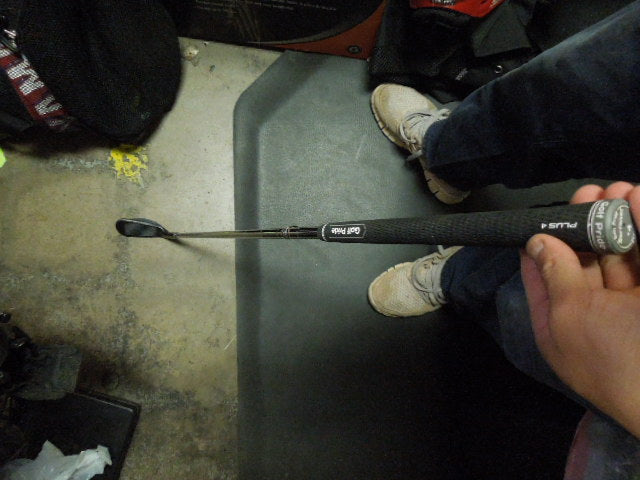Load image into Gallery viewer, Used Cleveland Smart Sole Black Satin Right Hand 4 Chipper

