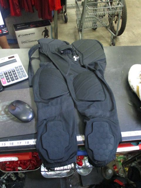 Load image into Gallery viewer, Used Under Armour Gameday Armour Integrated Football Pants/Girdle Size YXL
