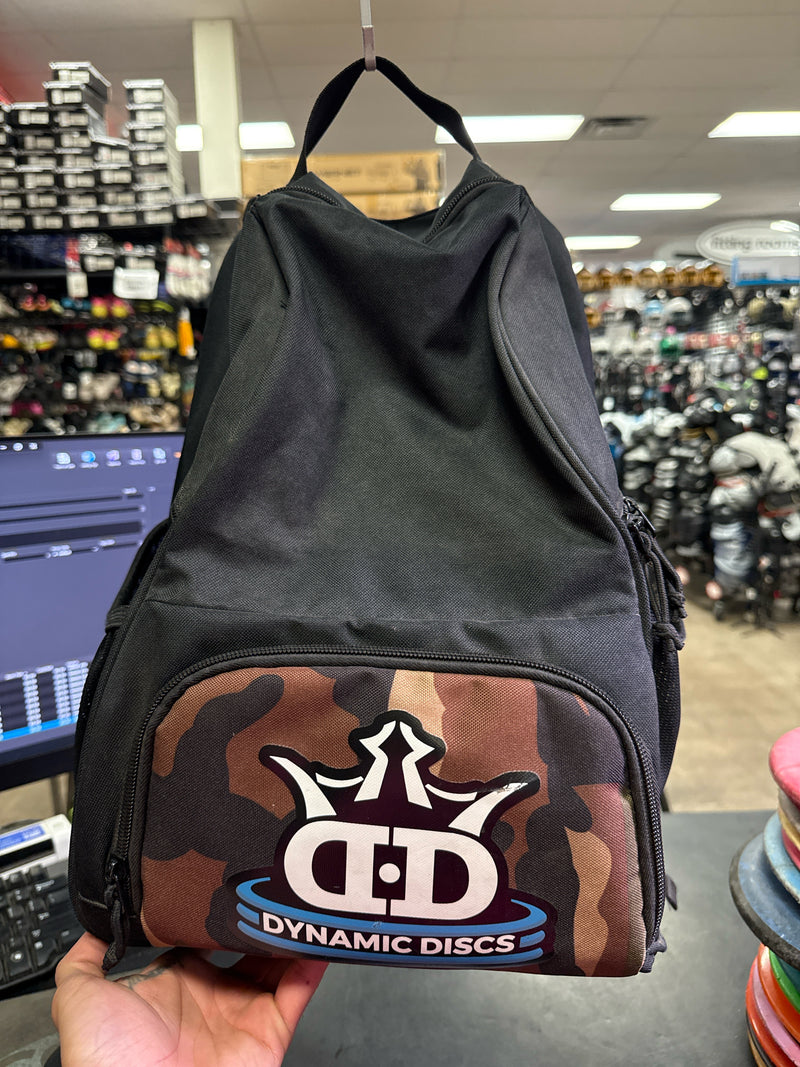 Load image into Gallery viewer, Used Dynamic Discs Disc Travel Backpack
