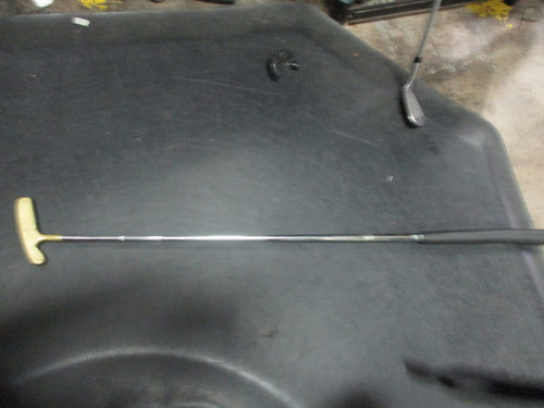Used Bulls Eye 35'' Putter