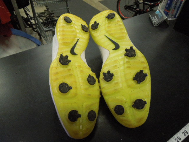 Load image into Gallery viewer, Used Nike Roshe Golf Tour in Pure Platinum Volt Needs New Spikes Size 13
