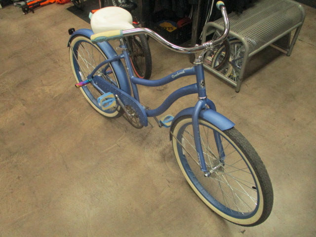 Load image into Gallery viewer, Used Huffy Cranbrook 24" Blue Cruiser
