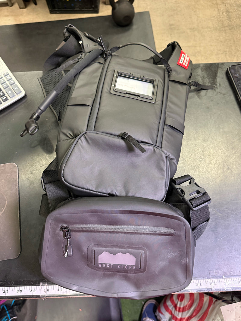 Load image into Gallery viewer, Like New West Slope Pro180x Waterproof Chest Rig, H2O Bladder and Chest Pack
