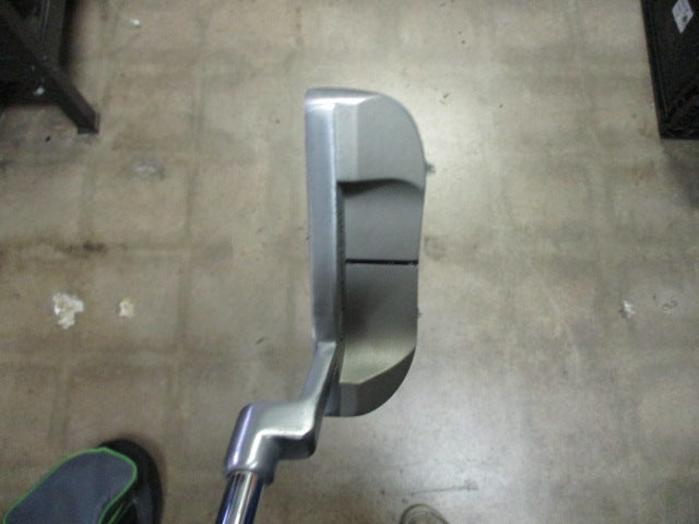 Load image into Gallery viewer, Used US Kids Jekyll 29&quot; Junior Putter
