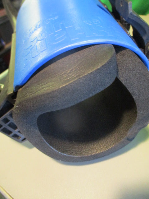 Load image into Gallery viewer, Used teeter Hang Ups Inversion Boots
