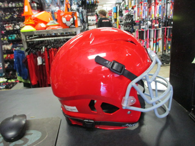 Load image into Gallery viewer, Used Schutt 2024 Vengeance A 11 2.0 White Football Helmet Youth Size Large
