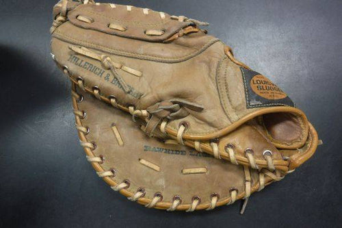 Used Louisville Slugger The Grabber Youth Baseball Glove