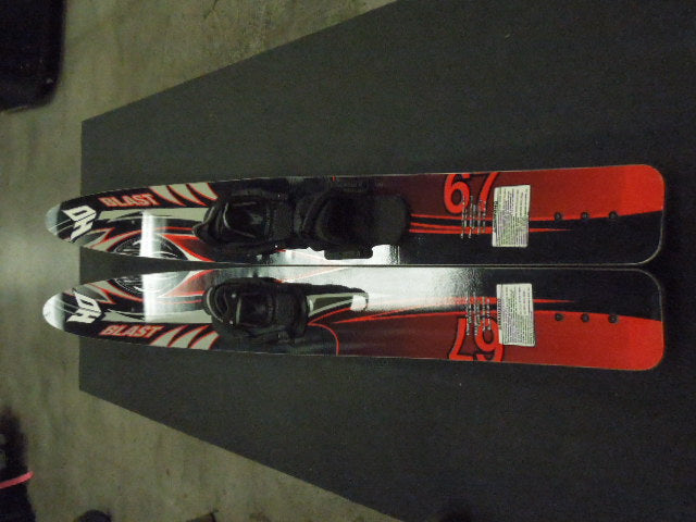 Load image into Gallery viewer, Used HO Blast 67 Super V Bottom Sport Series Complete Waterskis

