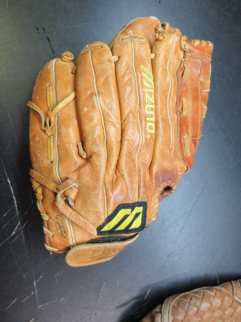 Load image into Gallery viewer, Used Mizuno Steerhide MZ1320 13" Glove - RHT
