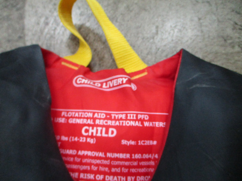 Load image into Gallery viewer, Used Mti Livery Child 30-50LB Water Life Jacket
