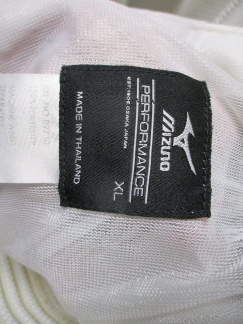 Load image into Gallery viewer, Used Mizuno White Knicker Bottom Pants Adult Size XL
