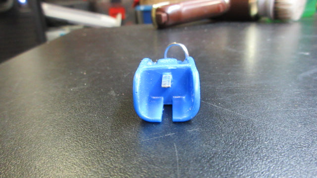 Load image into Gallery viewer, Used Bauer Skate Remover Tool
