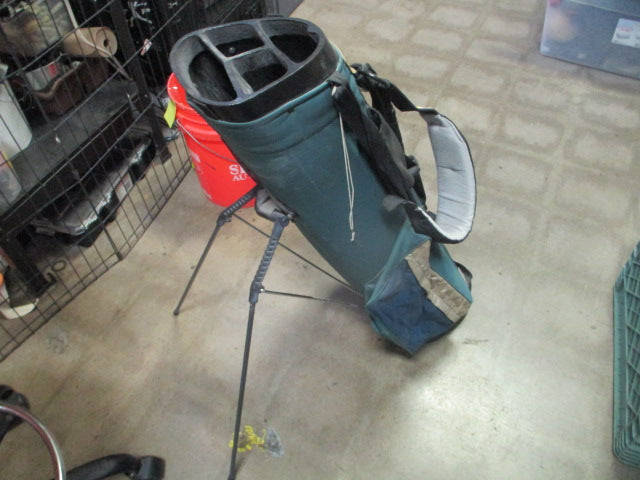 Load image into Gallery viewer, Used Highlander Golf Stand Golf Bag
