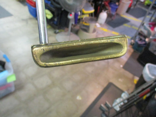 Used Spalding 44 RH 34